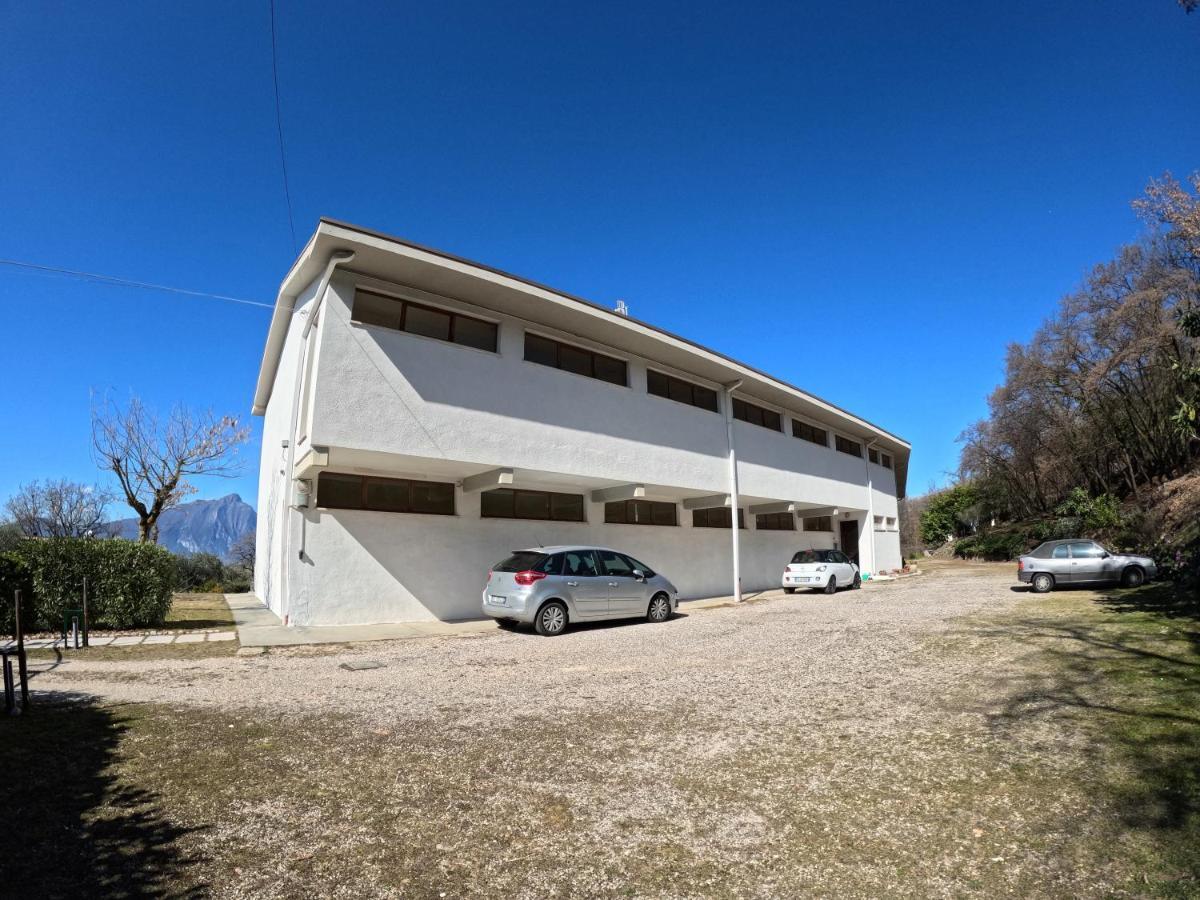 Garda Panoramic House Lägenhet Albisano Exteriör bild