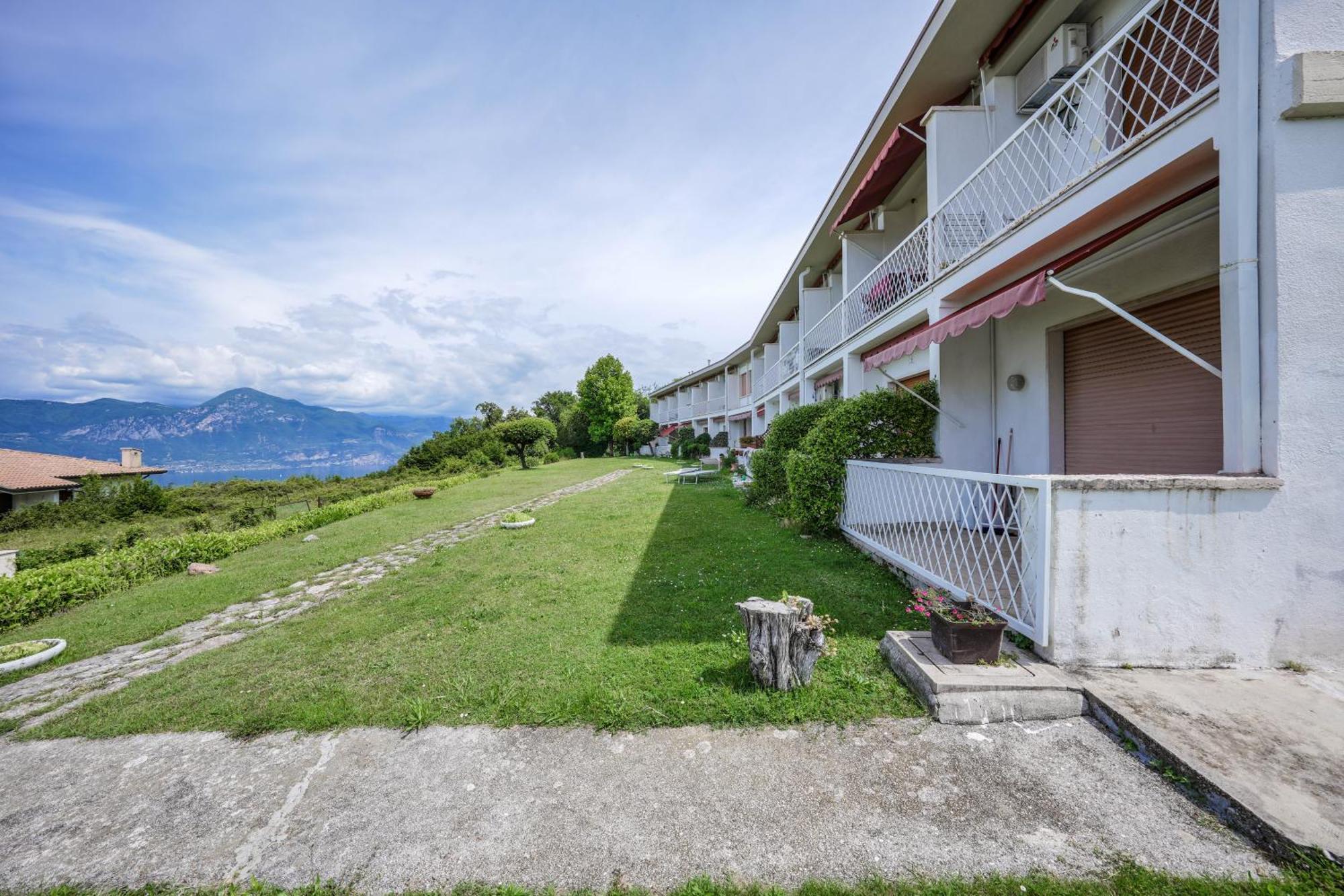 Garda Panoramic House Lägenhet Albisano Exteriör bild