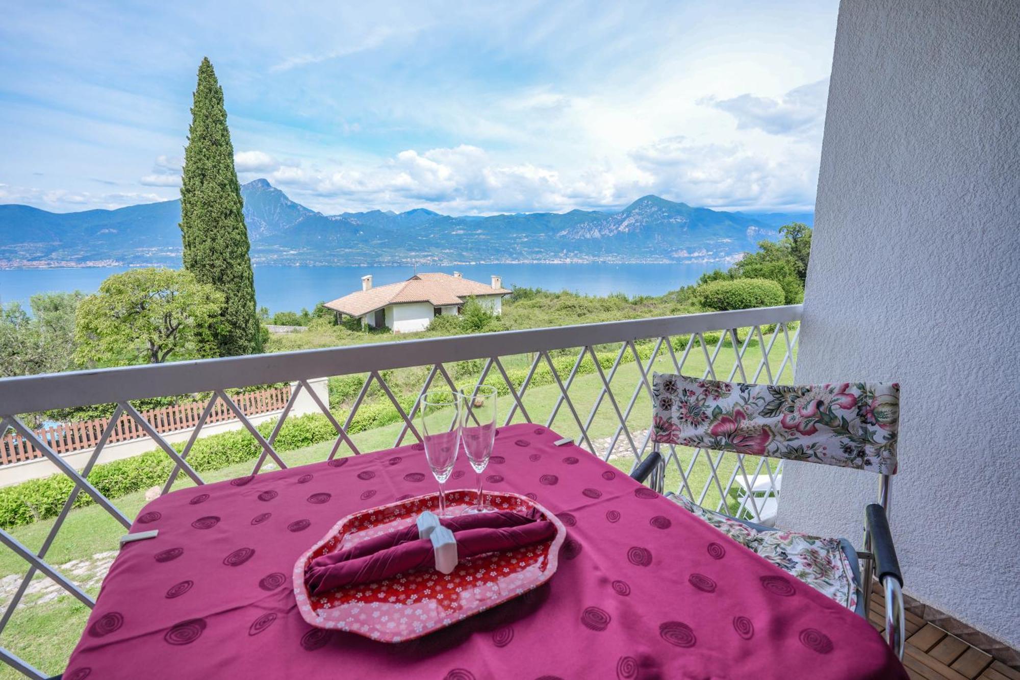 Garda Panoramic House Lägenhet Albisano Exteriör bild
